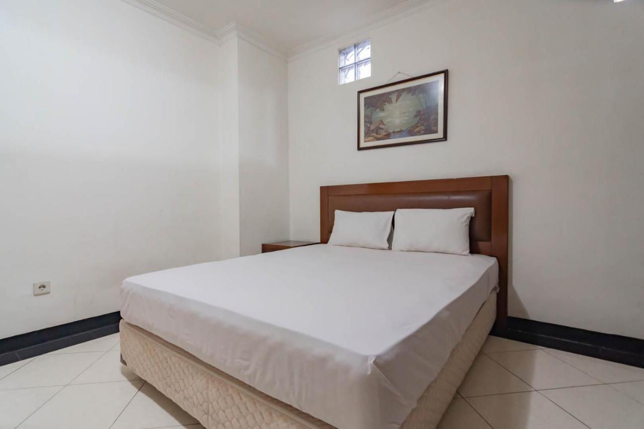 Reddoorz Plus At Buah Batu Бандунг Екстер'єр фото